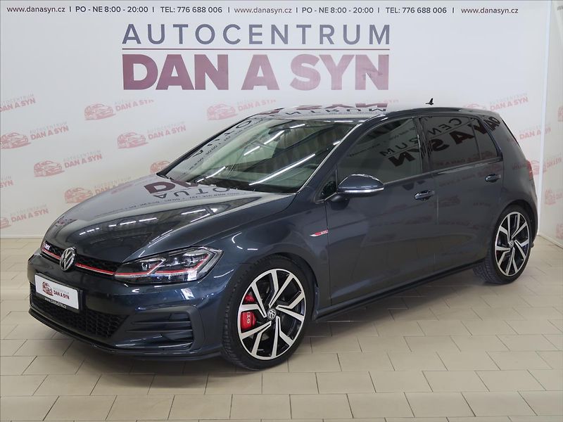 Volkswagen Golf 2,0 TSI 180kW GTI Performance - fotka 1 z 41