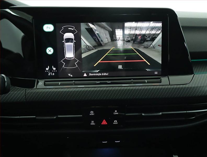 Volkswagen Golf (2022) R-Line 2.0 TDI, Kůže, Navi - fotka 14 z 15