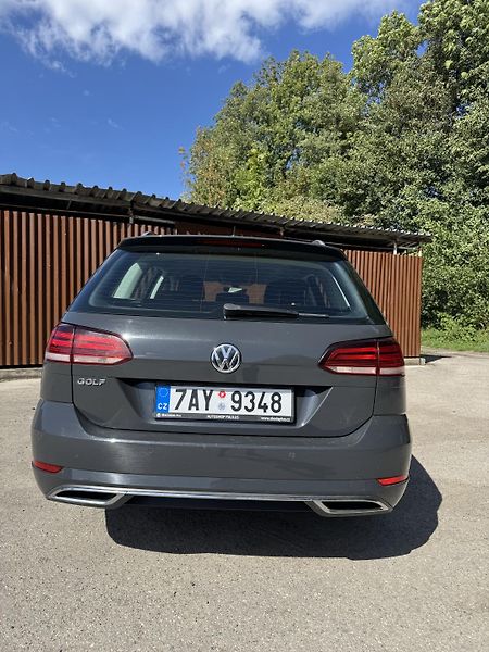 Volkswagen Golf Variant (2019) Highline - fotka 2 z 28