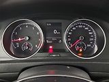 Volkswagen Golf (2018) 1.0 TSI, Tempomat - náhled 11