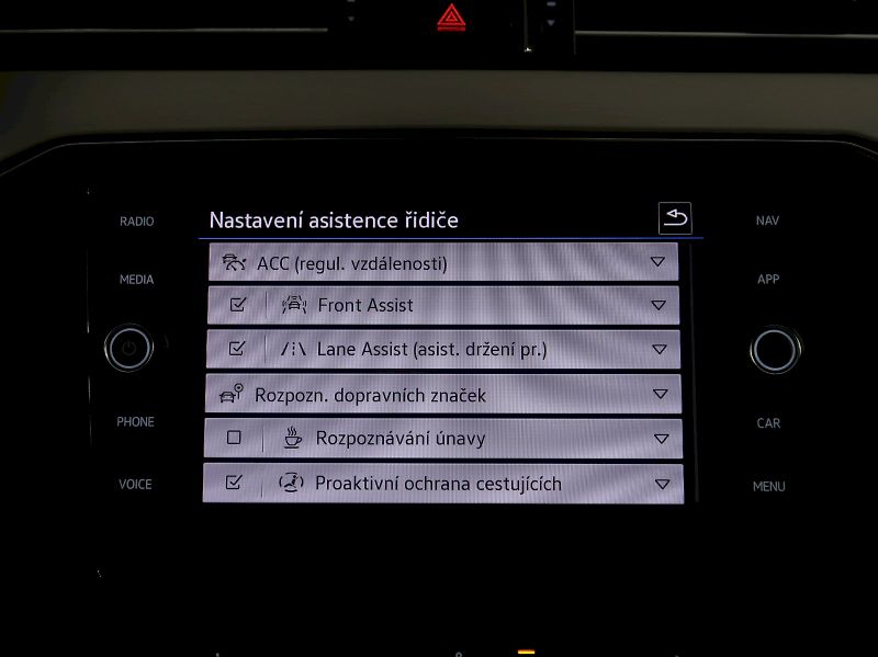 Volkswagen Passat (2023) ELEGANCE 2.0TDI 110KW DSG - fotka 26 z 40