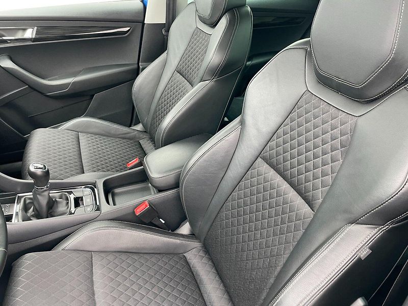 Škoda Karoq (2022) 2.0TDi Style+! Tažné! ČR+1.maj - fotka 17 z 36