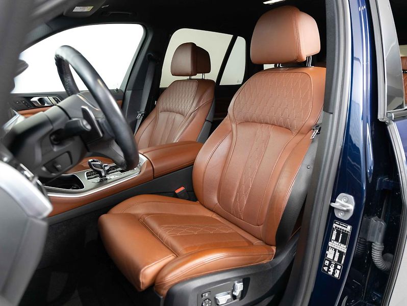 BMW X5 xDrive40d - fotka 19 z 23