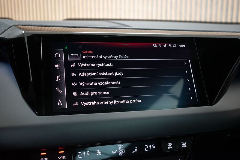 Audi e-tron 93kWh QUATTRO*B&O*AIR*ACC*DPH* - fotka 38 z 50