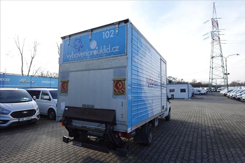 Ford Transit 2,4 TDCi  SKŘÍŇ ČELO - fotka 9 z 30
