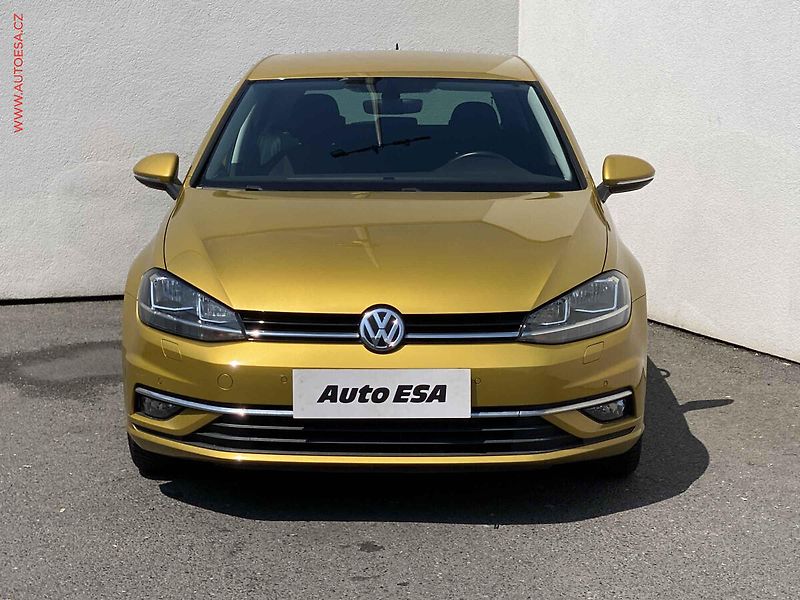 Volkswagen Golf (2017) 2.0 TDi, Sound, navi - fotka 2 z 17