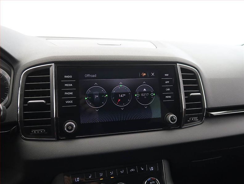 Škoda Karoq (2019) 2.0 TDI, 4X4, Automat - fotka 20 z 29