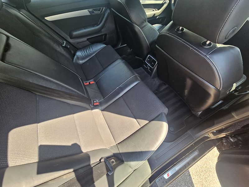 Audi A6 (2011) C6 2.0TDI  - fotka 15 z 16