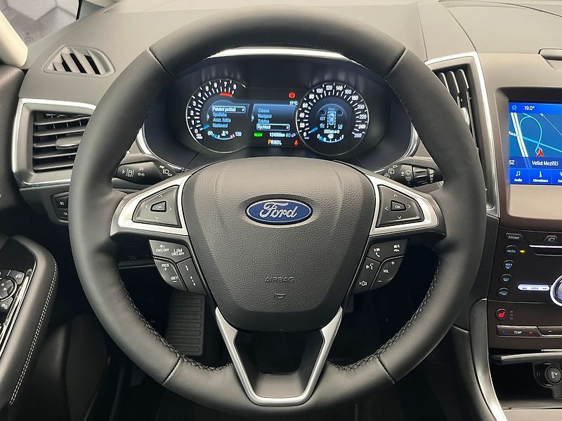Ford S-MAX 2,5 HEV Titan. 7 míst ZAMLUVEN - fotka 8 z 65