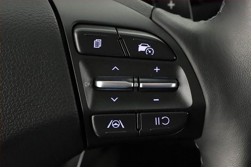 Hyundai i30 (2025) 1.0 T-GDI, STYLE, AUTOMAT - fotka 20 z 21
