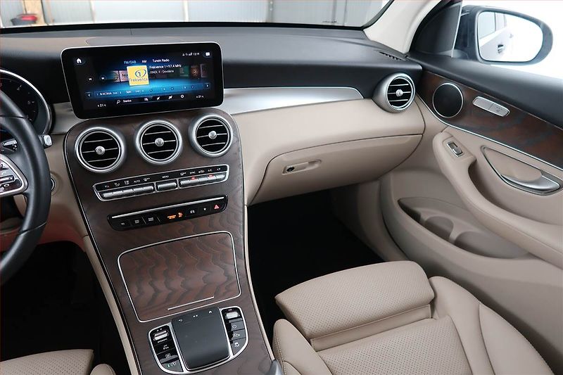 Mercedes-Benz GLC (2021) 220 d - fotka 8 z 25
