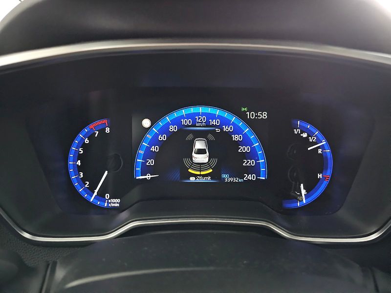 Toyota Corolla (2023) SD 1.5 VVT-i 92kW Comfort TECH - fotka 14 z 28
