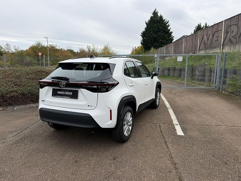 Toyota Yaris Cross 1.5 Comfort - akční cena, zimn - fotka 5 z 8