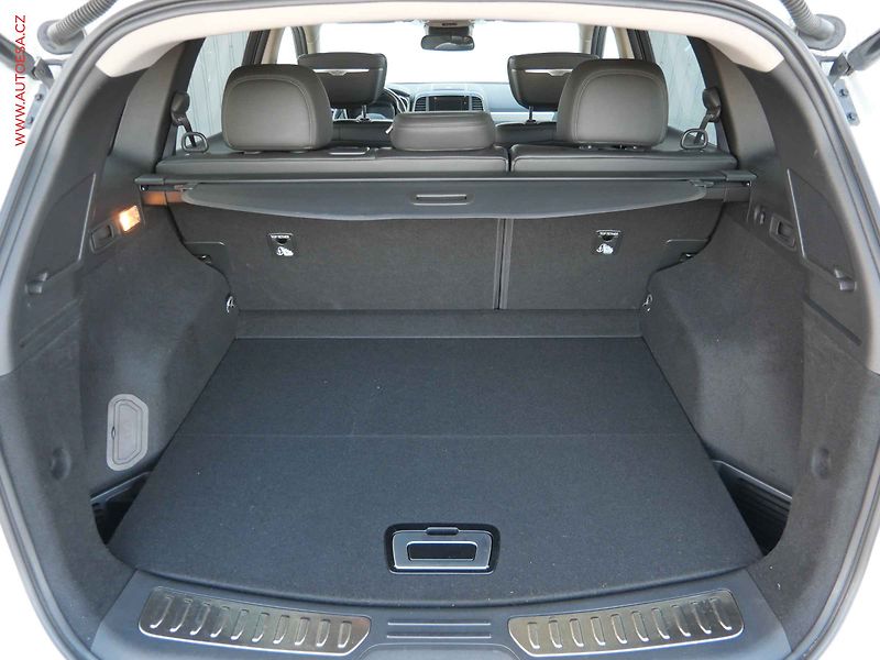 Renault Koleos (2018) 2.0 dCi 4WD, Initiale Paris - fotka 7 z 25