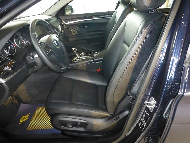 BMW Řada 5 (2016) 520D-KAMERA*ALU**XENONY - fotka 10 z 29