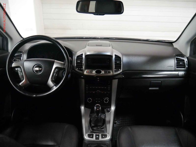 Chevrolet Captiva (2012) 2.2 CDTi 4x4, ČR, servis - fotka 8 z 22