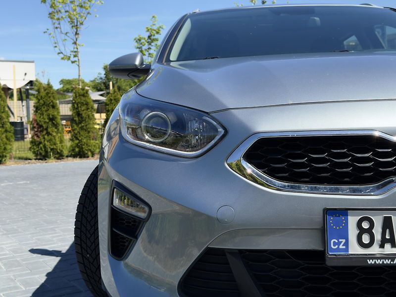 Kia Ceed 1.0 t-gdi 88 kW / DPH - fotka 7 z 20
