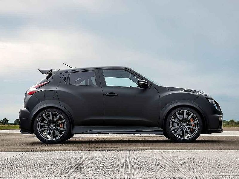 Nissan Juke-R 2.0.