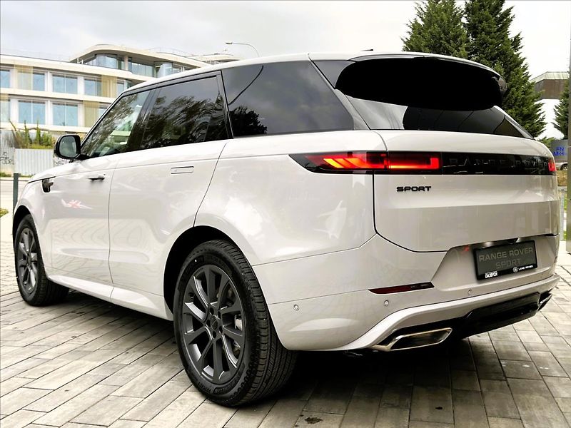 Land Rover Range Rover Sport (2026) 3,0 D250 DYNAMIC SE AWD* - fotka 4 z 34