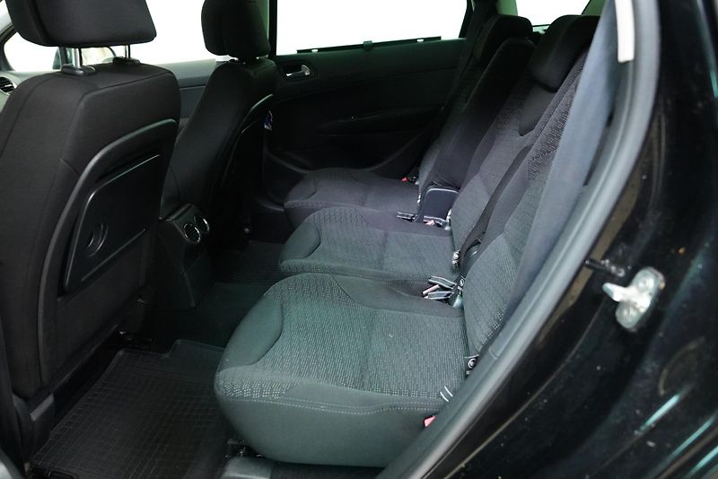 Peugeot 308 - fotka 20 z 23