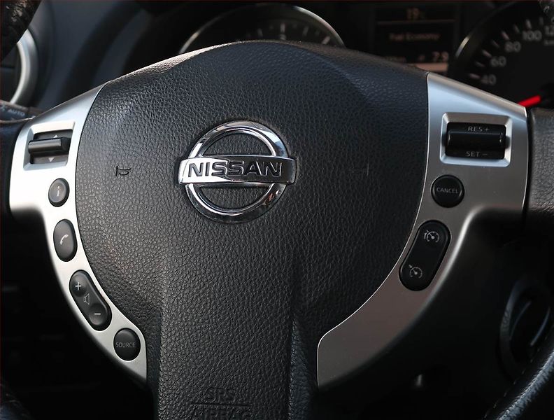 Nissan Qashqai (2014) 1.6 dCi, Serv.kniha, Navi - fotka 20 z 20