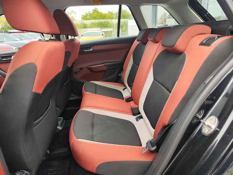 Škoda Fabia 1.2 TSI/66kW Ambition - fotka 10 z 26