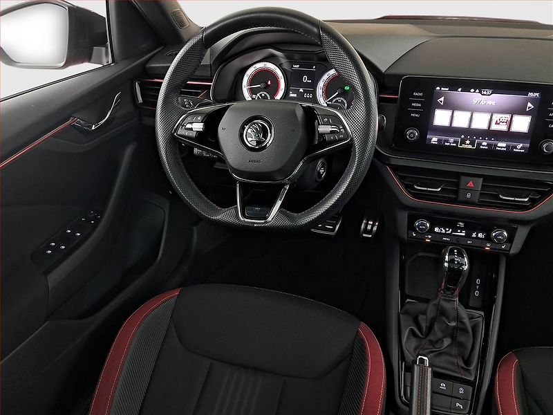 Škoda Kamiq (2022) Monte Carlo 1.5 TSI - fotka 7 z 17