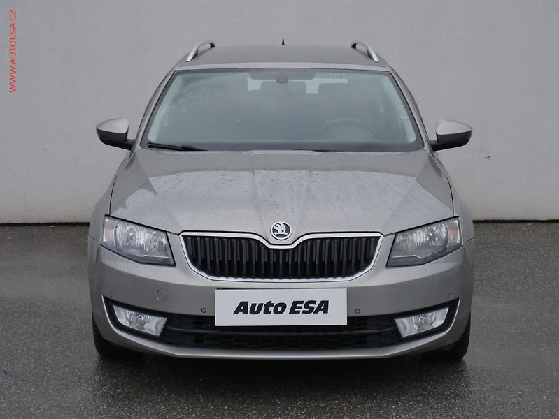 Škoda Octavia (2014) 2.0 TDI, DSG - fotka 2 z 24