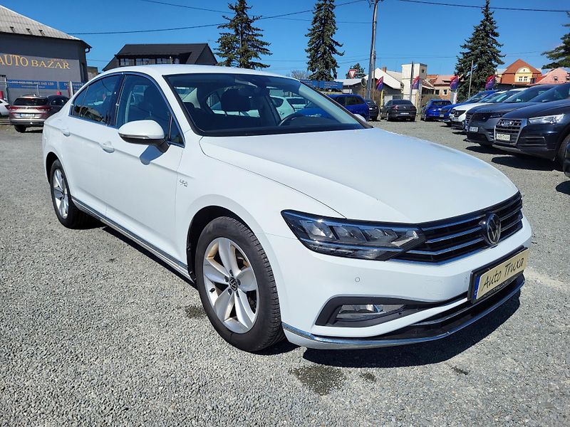 Volkswagen Passat SEDAN 2.0 TDi ELEGANCE *ČR - fotka 6 z 48