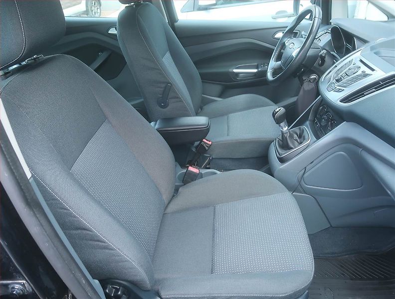 Ford C-MAX (2011) 1.6 TDCi, Vyhř. sedaček - fotka 9 z 13