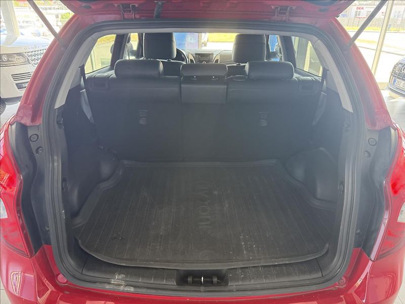 SsangYong Korando 2,0   110 kW,SERVISKA,4x4, - fotka 21 z 25