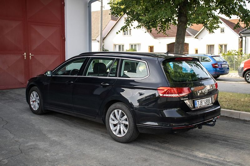 Volkswagen Passat - fotka 7 z 32