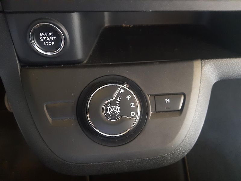 Toyota ProAce Verso 2.0 D 130KW AUTOMAT PANORAMA   - fotka 14 z 38