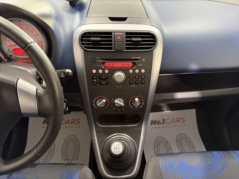 Opel Agila 1,0   i ECOFUEL 111TKM VÝHŘEV - fotka 18 z 29