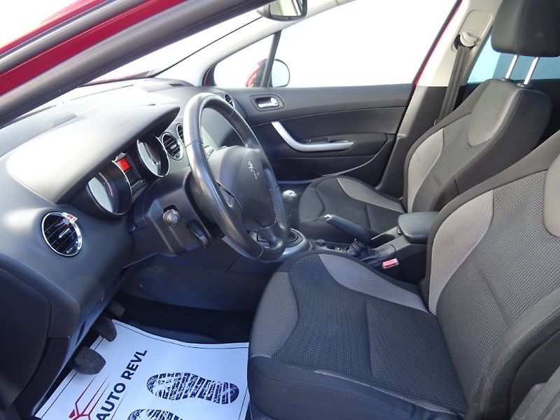 Peugeot 308 (2013) 1.6i,88kW,NovéČR,klima - fotka 10 z 21