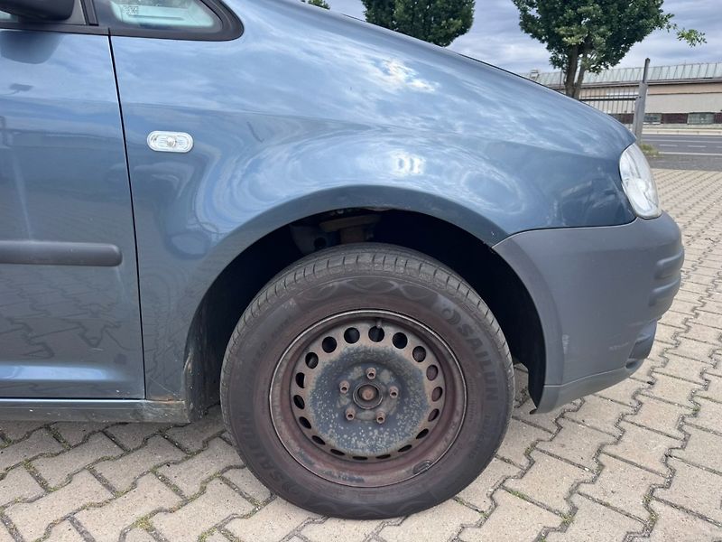 Volkswagen Caddy (2006) 1,9 TDI 77KW TAŽNÉ 2X PNEU STK - fotka 16 z 44