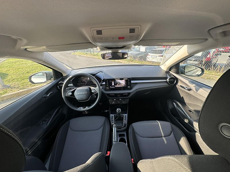 Škoda Fabia CLASSIC 1.0TSI 70kW + tažné - fotka 9 z 13