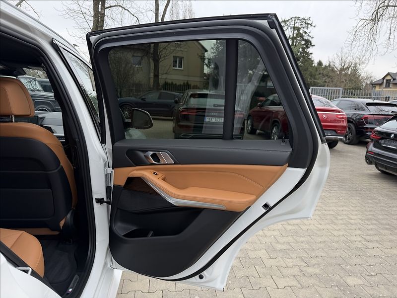 BMW X5 30d Msport Xdrive - fotka 32 z 36