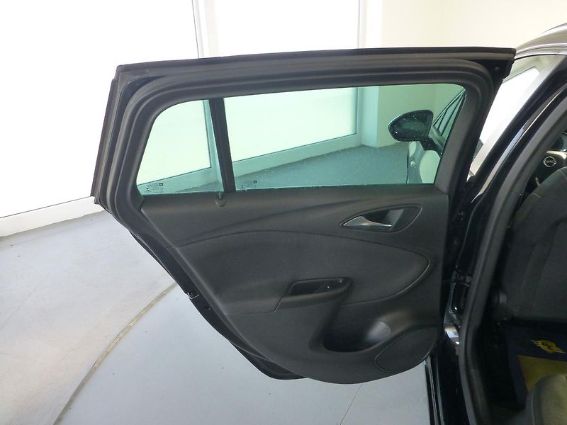 Opel Astra (2016) 1,6CDTI*NAV*PARK.S*Záruka 36mě - fotka 13 z 24