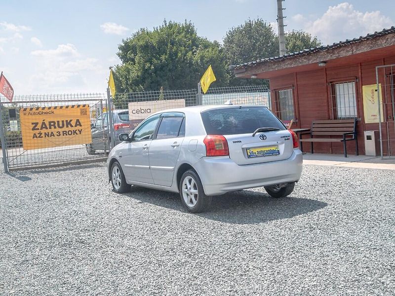 Toyota Corolla (2003) 2.0D 81KW – PO SERVISU - fotka 7 z 37