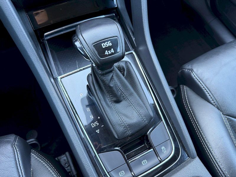 Škoda Kodiaq (2019) 2.0 TSI 140kW 4x4 DSG Soleil - fotka 26 z 35