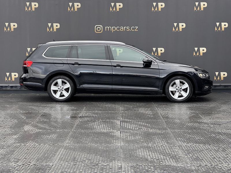 Volkswagen Passat (2020) 2.0TDi 140kW DSG Business, RZV - fotka 4 z 41