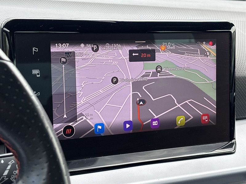 Seat Arona (2022) 1.5 TSI DSG FR - fotka 11 z 29