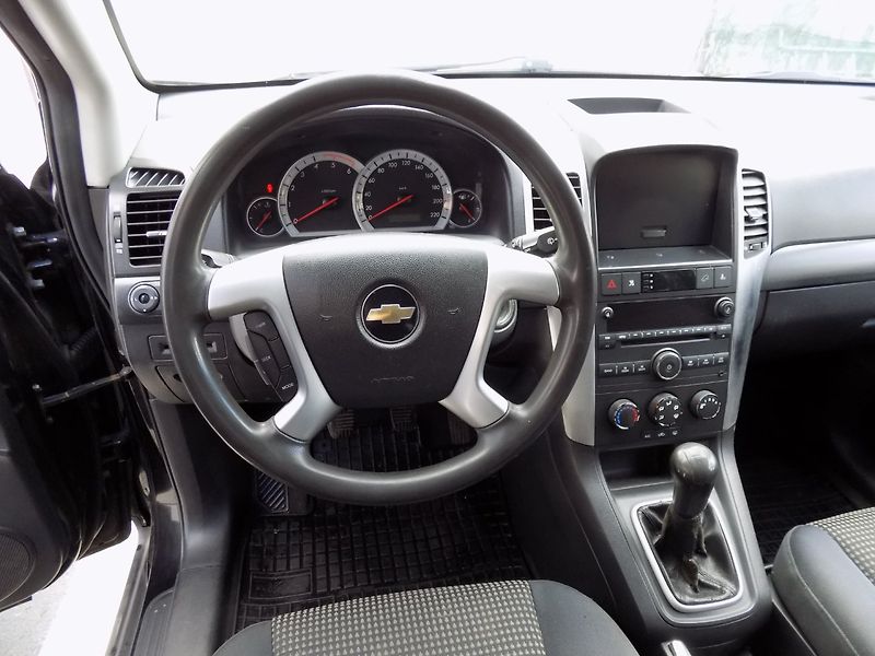 Chevrolet Captiva (2007) 2.0CDTi/4x4/Klimatizace/ - fotka 23 z 33