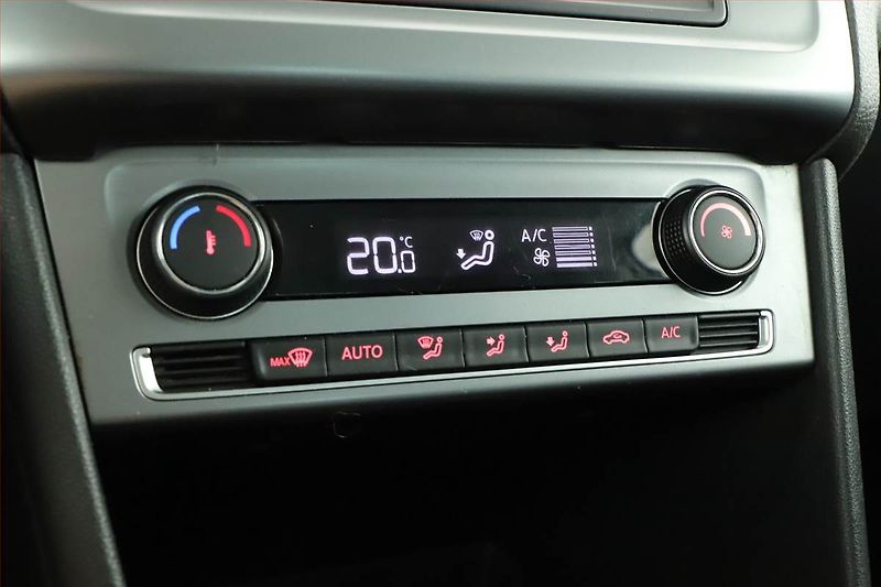 Volkswagen Polo (2016) 1.4 TDI, Tempomat - fotka 11 z 15