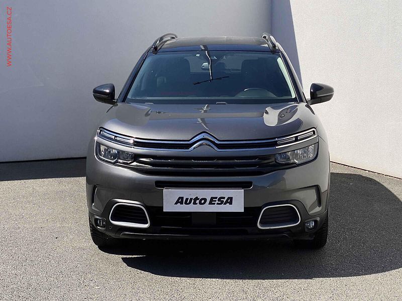 Citroën C5 Aircross (2019) 1.2PT, Shine, navi, kamera - fotka 2 z 18