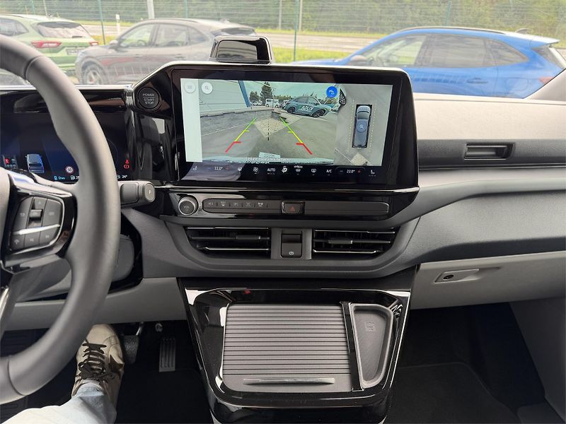 Ford Tourneo Custom Titanium X L2, Tourneo, 2.5 Du - fotka 22 z 22