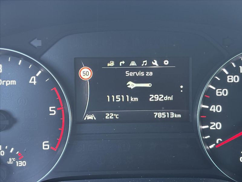 Kia Sportage 1,7 CRDi Style KAMERA TOP STAV - fotka 37 z 39