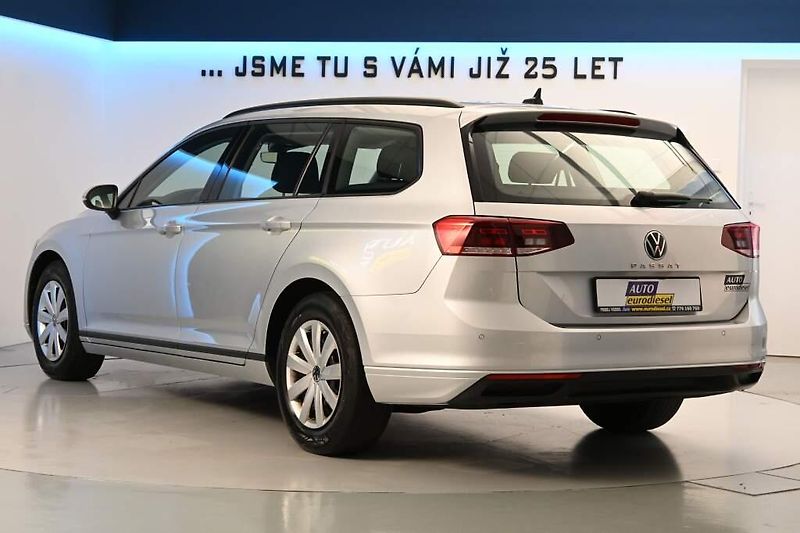 Volkswagen Passat (2021) 2.0 LED Kamera TDI - fotka 7 z 30