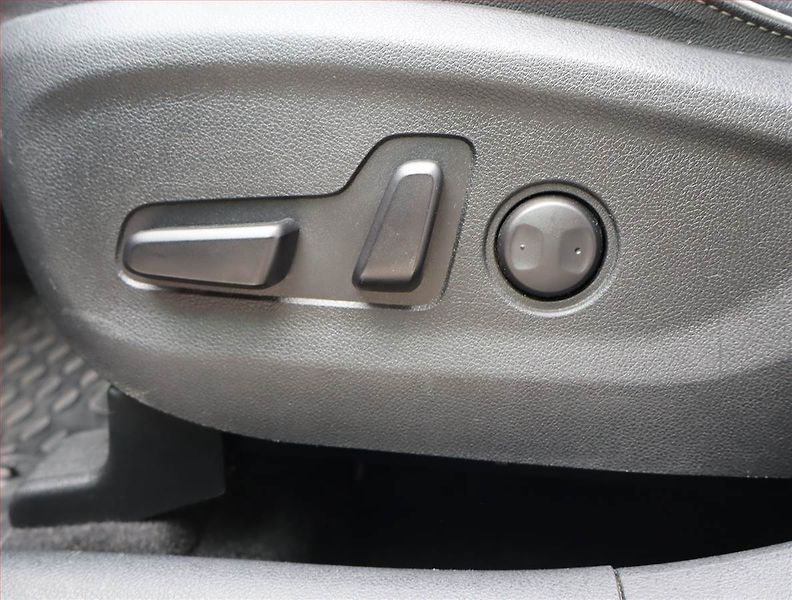 Kia Sportage (2018) 1.6 T-GDI, 4X4, Automat, Kůže - fotka 28 z 29